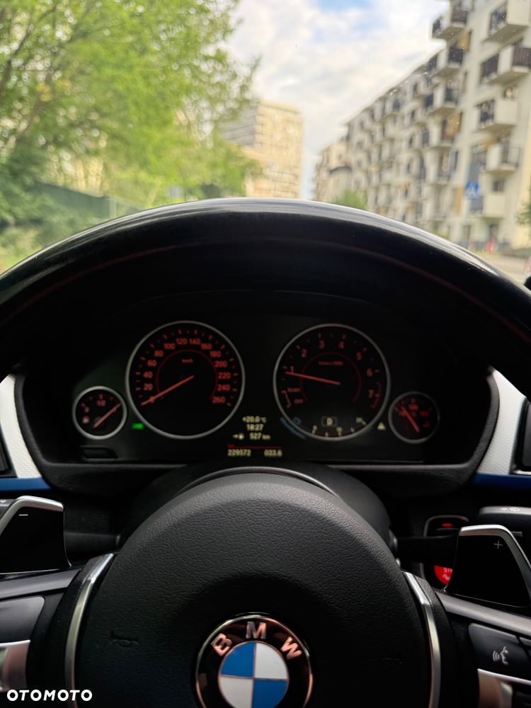 BMW Seria 3 328i xDrive - 22