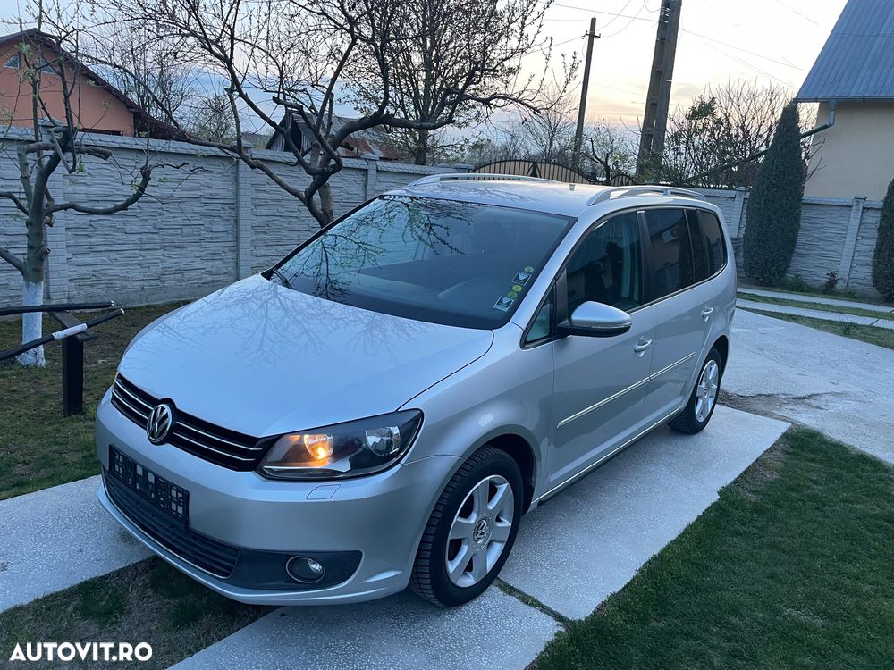 Volkswagen Touran - 13