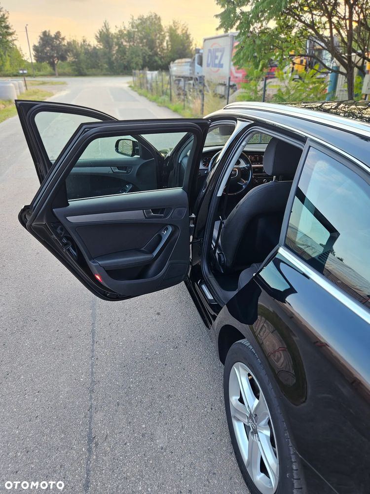 Audi A4 Avant 2.0 TDI - 22