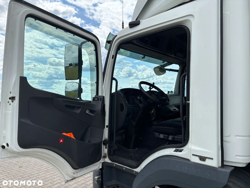 Mercedes-Benz ATEGO 1524  EURO 6 (1527, 1530) kontener z windą , kabina przeedłużana  z łóżkiem składanym, kurierka, paletówka, - 21