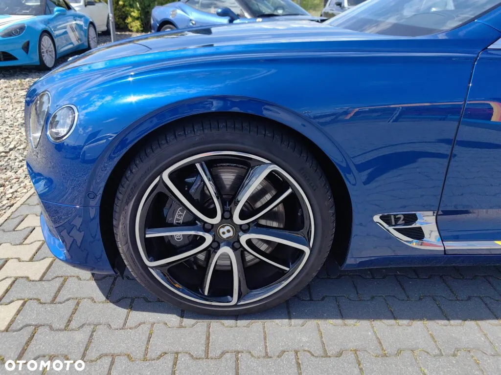 Bentley Continental GT - 4