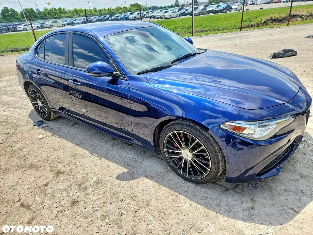 Alfa Romeo Giulia - 3