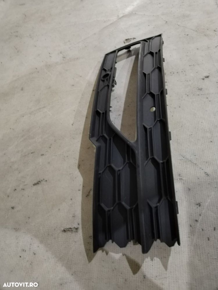 Grila proiector stanga, Skoda Octavia 4, 2020, 2021, 2022, 2023, 2024, cod origine OE 5E3807681. - 3
