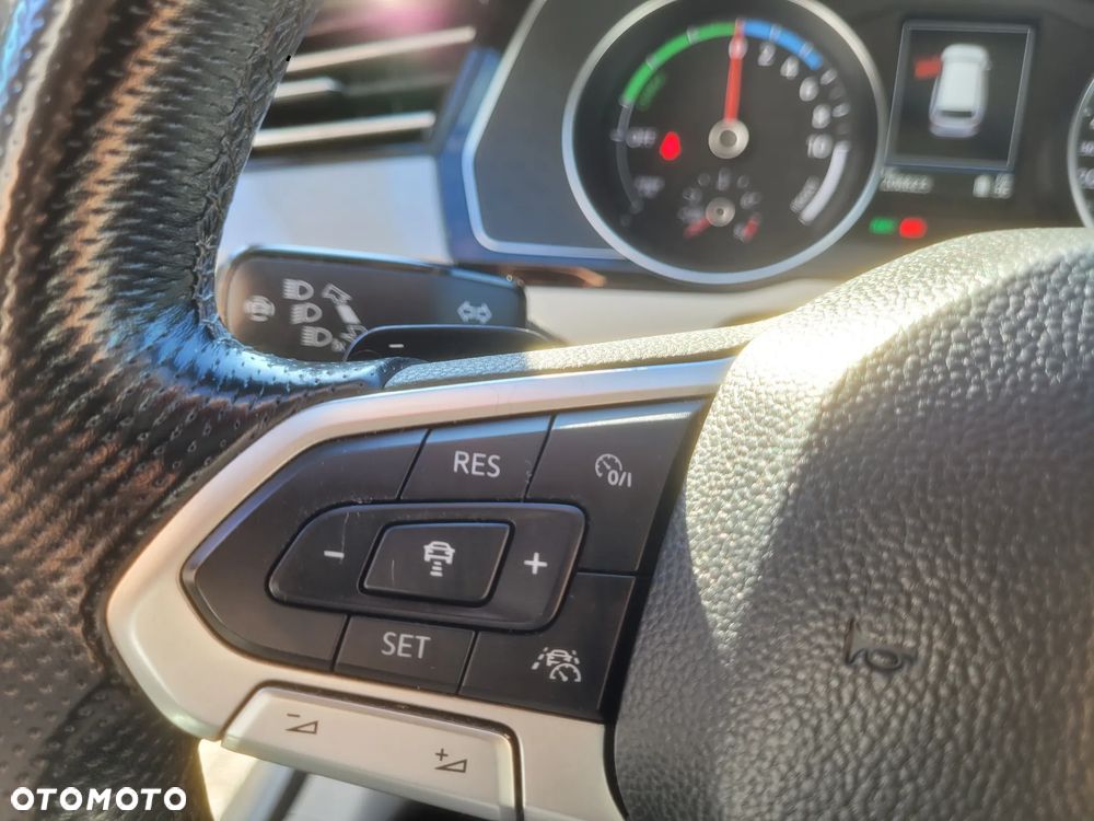 Volkswagen Passat 1.4 TSI DSG GTE - 17