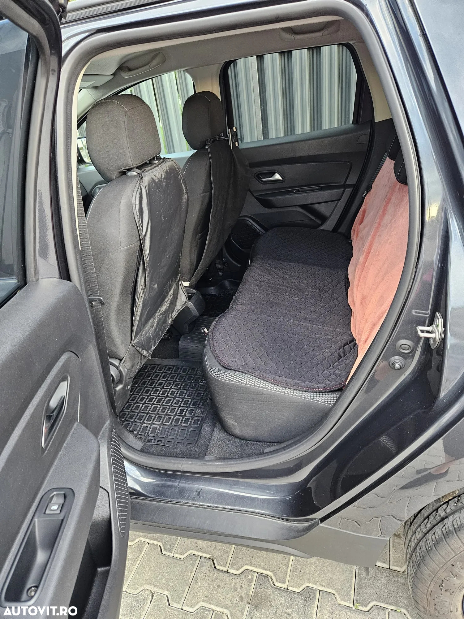 Dacia Duster TCe 150 GPF SL Orange - 4