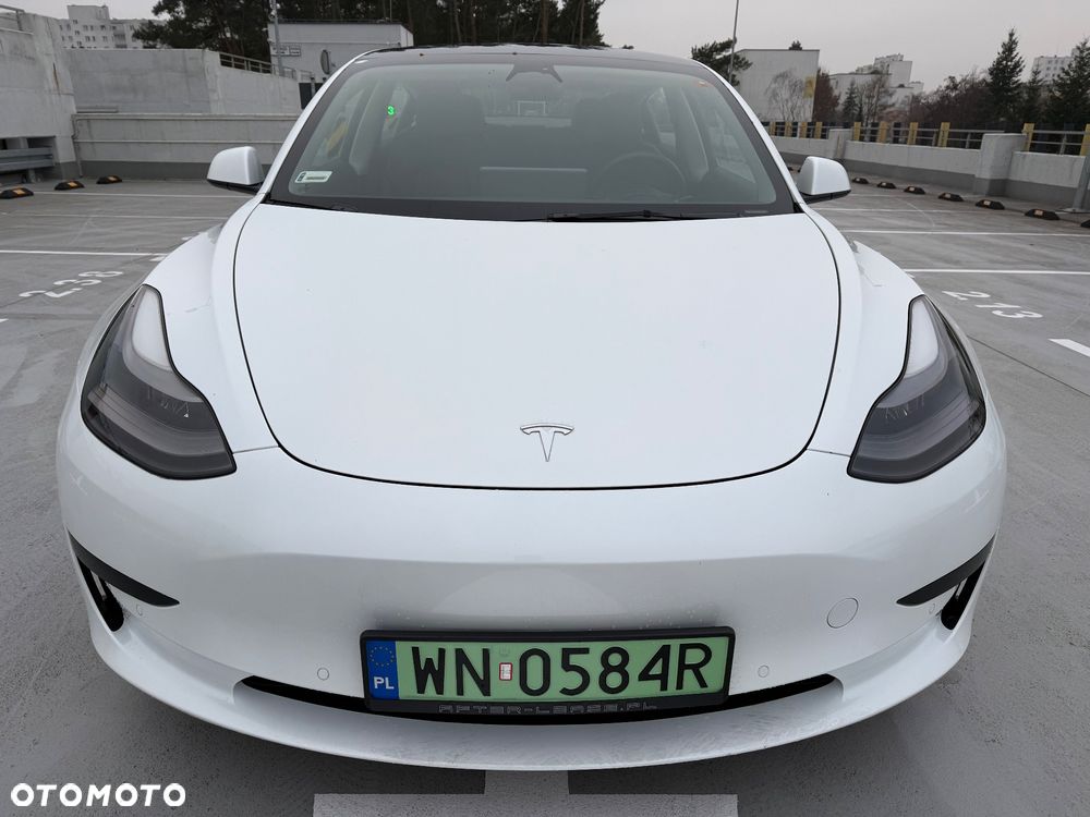Tesla Model 3 - 12