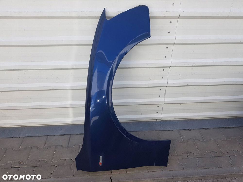 AUDI A5 8F 8T 07-16r BŁOTNIK PRAWY PRZÓD PRZEDNI - 1