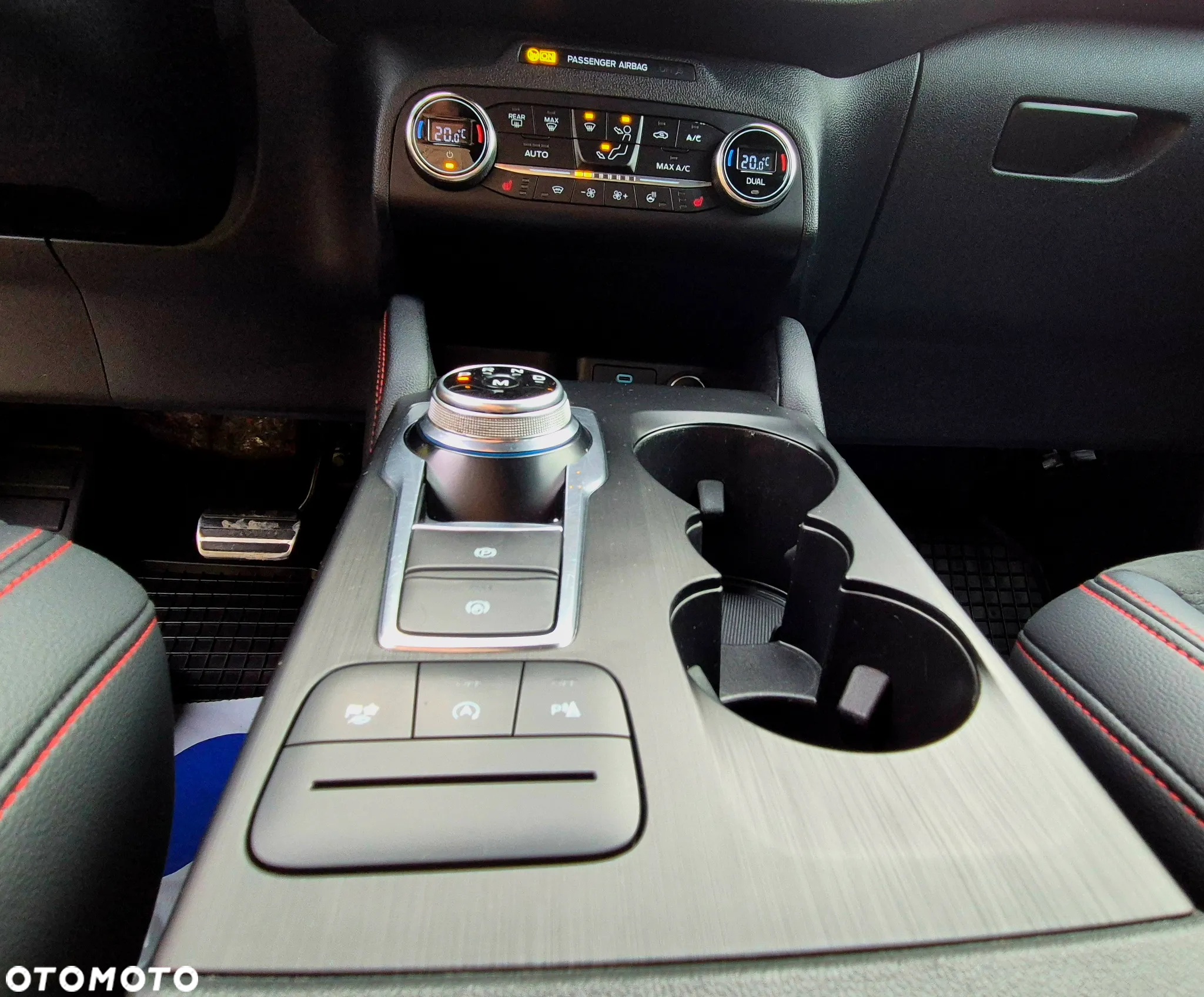 Ford Kuga 2.0 EcoBlue AWD ST-Line - 26