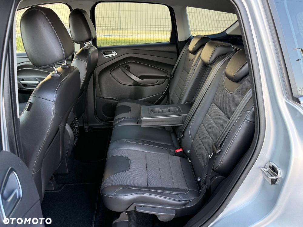 Ford Kuga 2.0 TDCi 4WD Titanium - 26