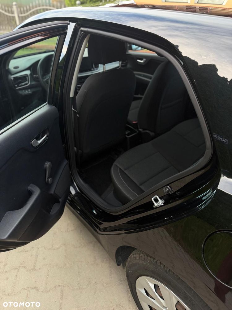 Kia Rio 1.2 Business Line Plus - 13