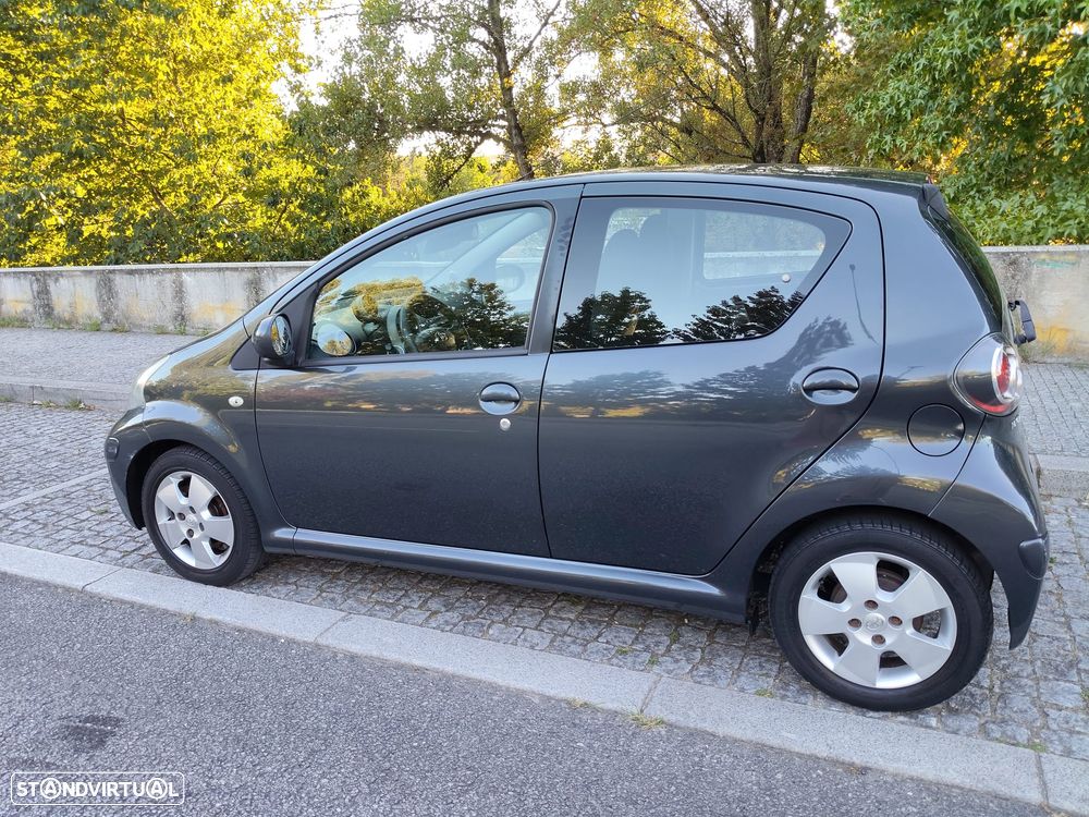 Toyota Aygo 1.0 + AC - 4