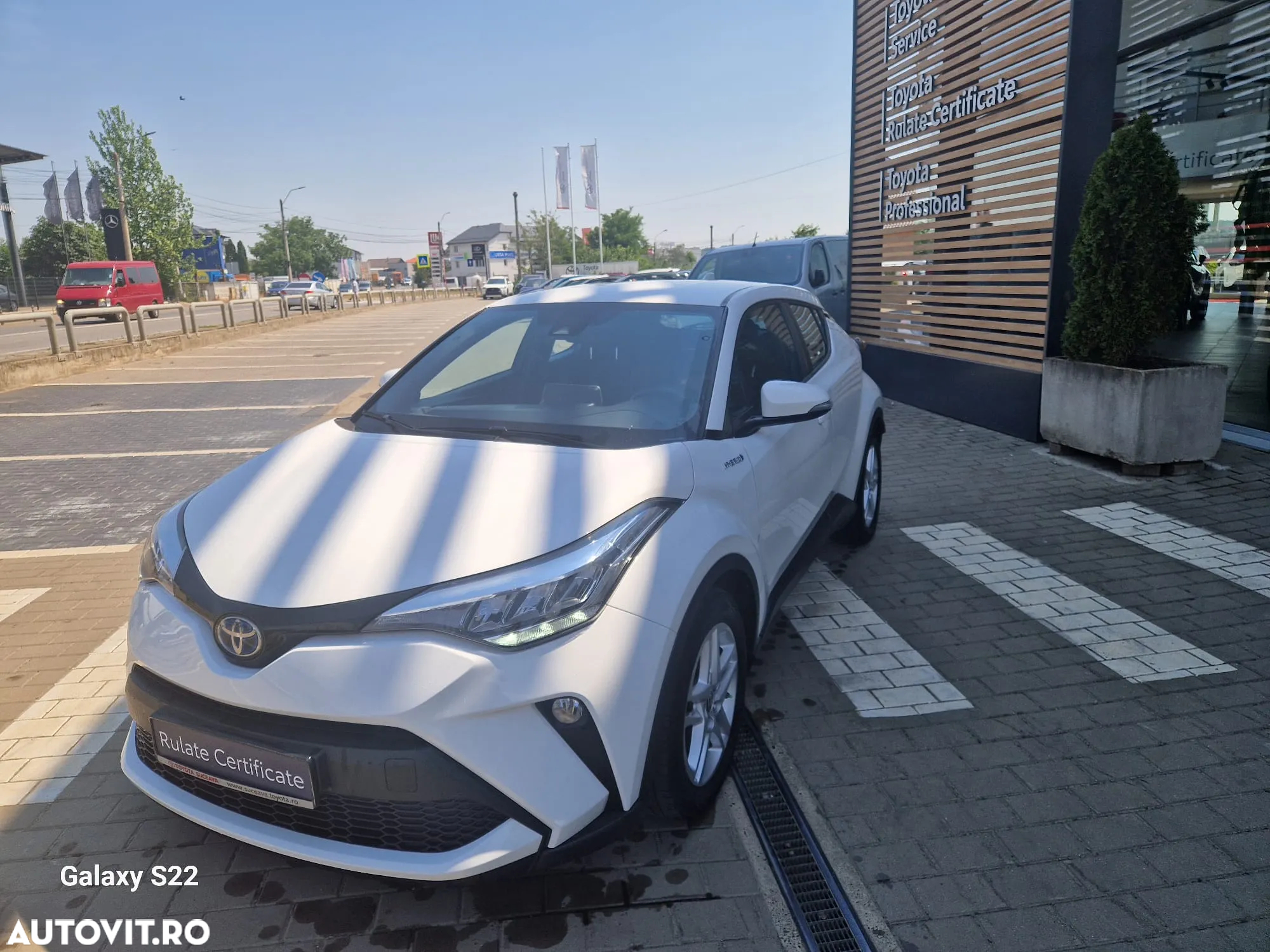 Toyota C-HR 1.8 HSD 4x2 CVT C-enter - 3
