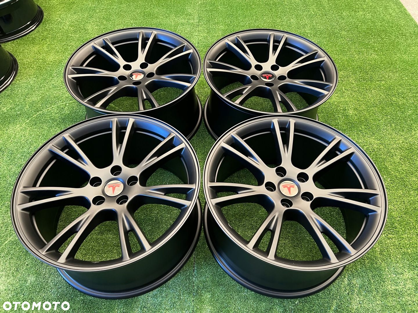 KOMPLET FELG FELGI ALU TESLA MODEL Y 19 5X114,3 ET45 ORYGINALNE IDEALNE - 4