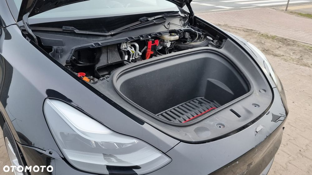 Tesla Model Y RWD - 19