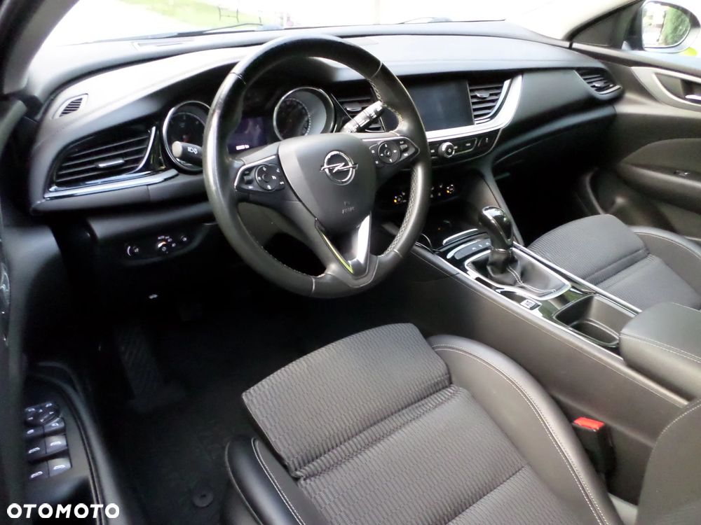 Opel Insignia 2.0 CDTI Cosmo S&S - 23
