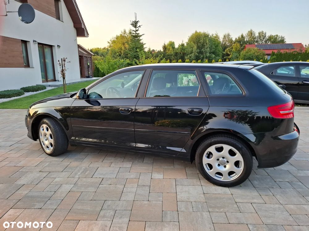 Audi A3 Sportback - 11