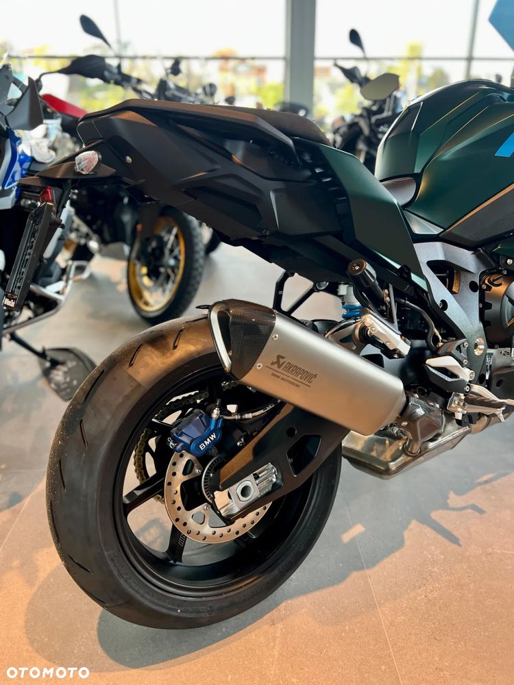 BMW XR - 7