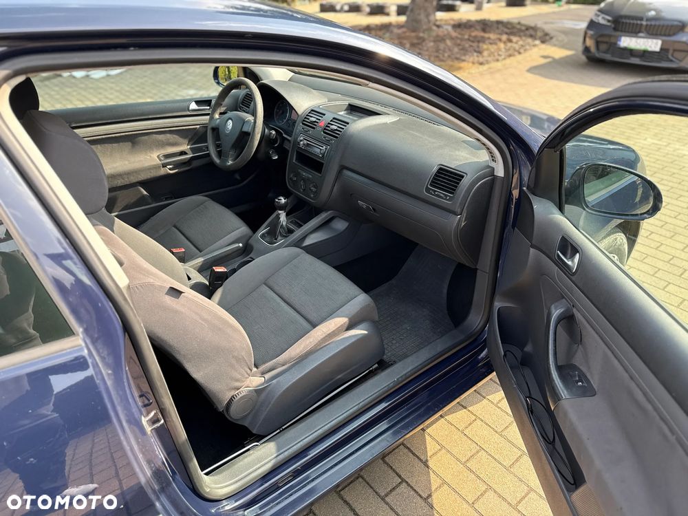 Volkswagen Golf - 12