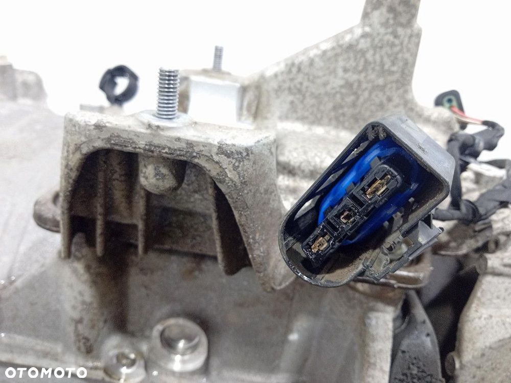 BMW IX I20 XDRIVE40 SILNIK ELEKTRYCZNY TYLNY 5B60B51 5B607D3 - 7
