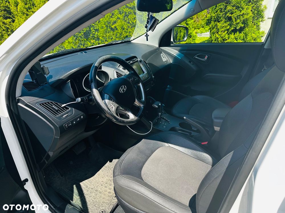 Hyundai ix35 2.0 CRDi 4WD Automatik Premium - 16