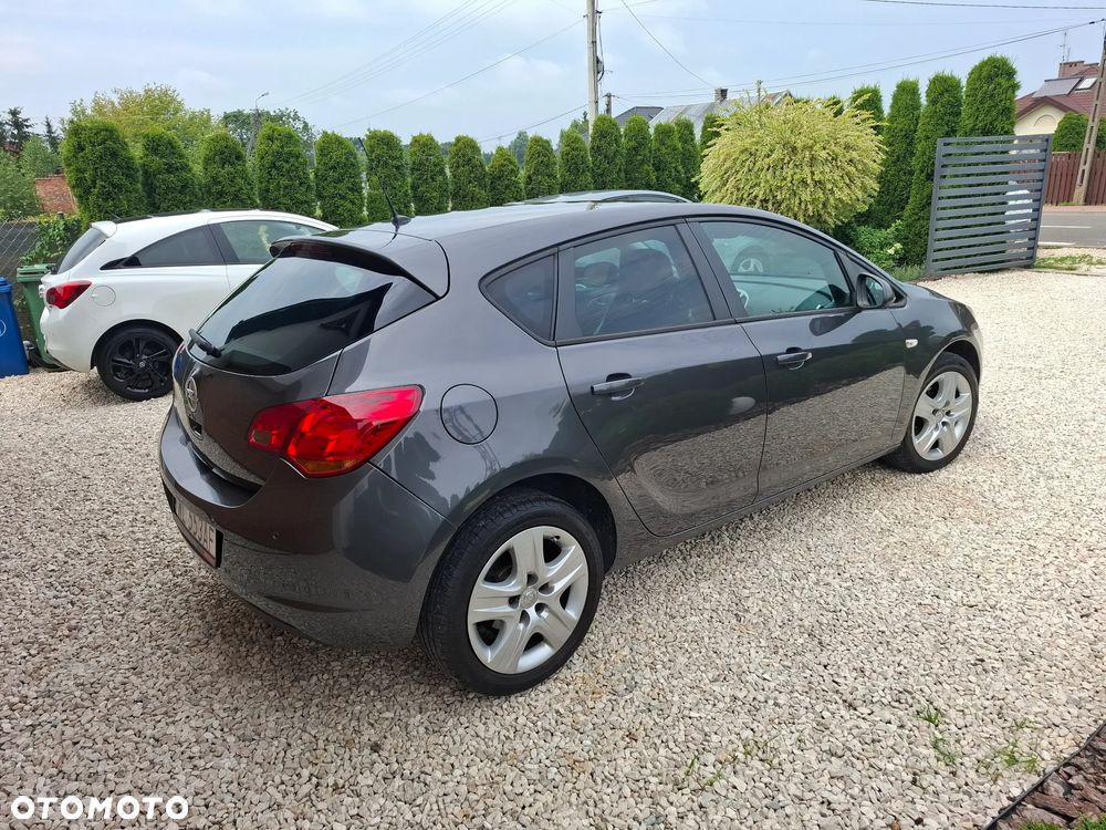 Opel Astra 1.4 Turbo - 9