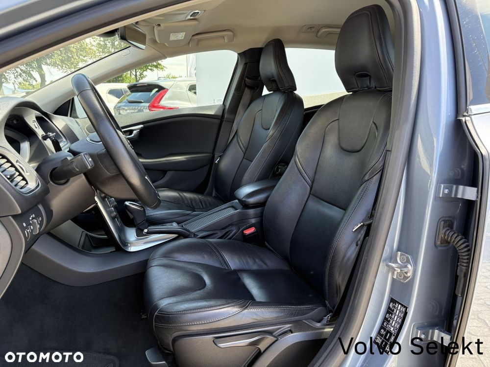 Volvo V40 - 11