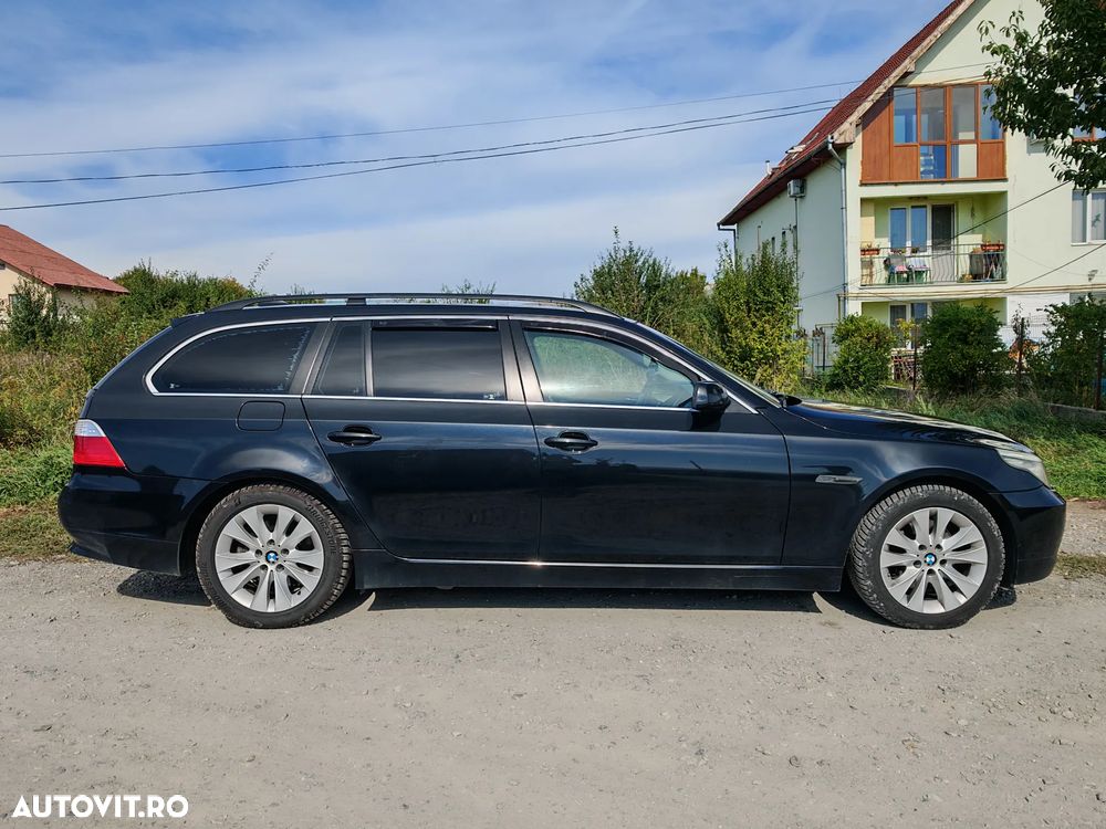 BMW Seria 5 520d Touring - 3