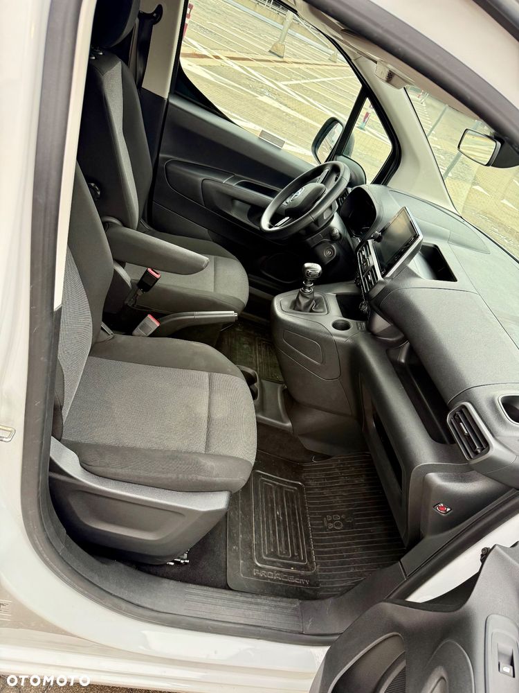 Toyota Proace City D-4D Long 2,3t Active (bryg.) - 12