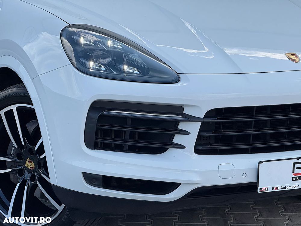 Porsche Cayenne Tiptronic S Platinum Edition - 12