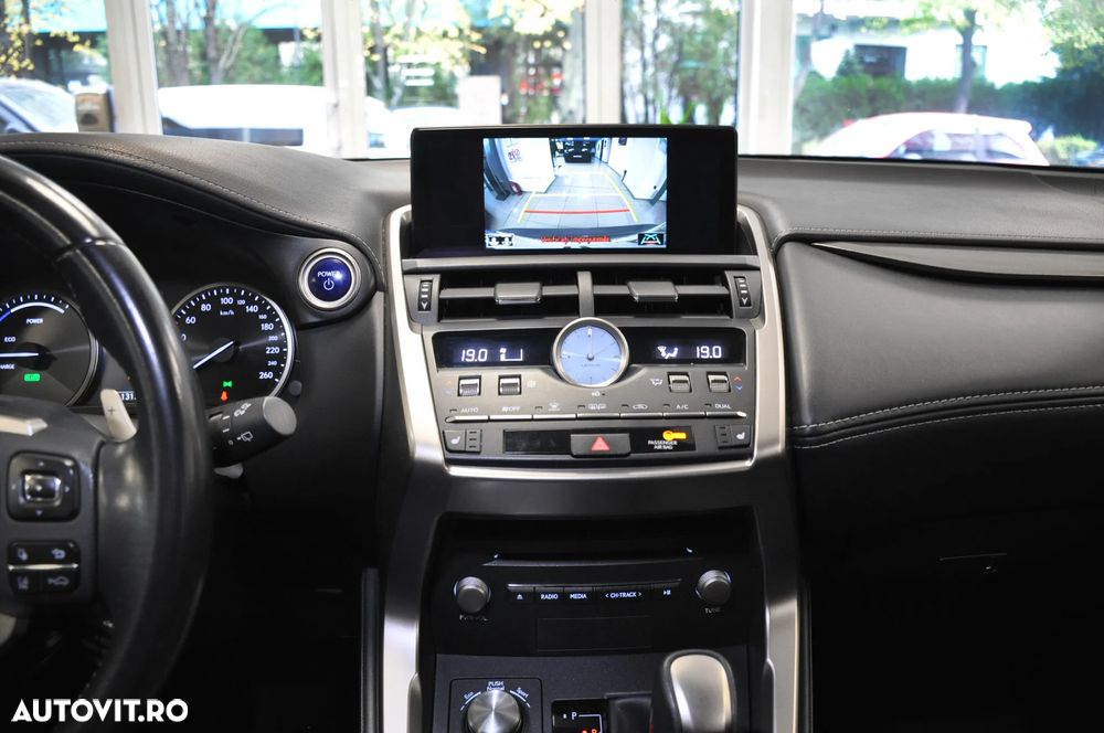 Lexus Seria NX 300h AWD Executive Plus - 19