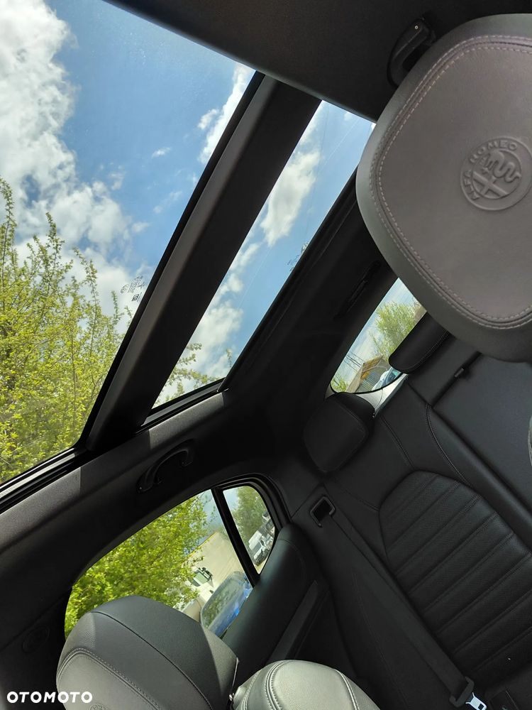 Alfa Romeo Stelvio 2.0 Turbo Veloce TI Q4 - 9