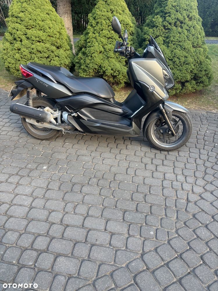 Yamaha X-max - 8