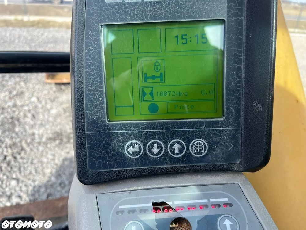 Liebherr A 900 C / 2007 / 10800 godzin / 2 łyżki / pług / podpory ? Import Francja - 10