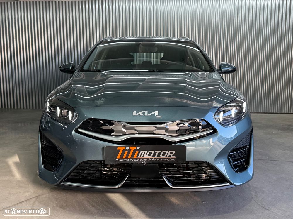 Kia Ceed Sw 2024 photo 2