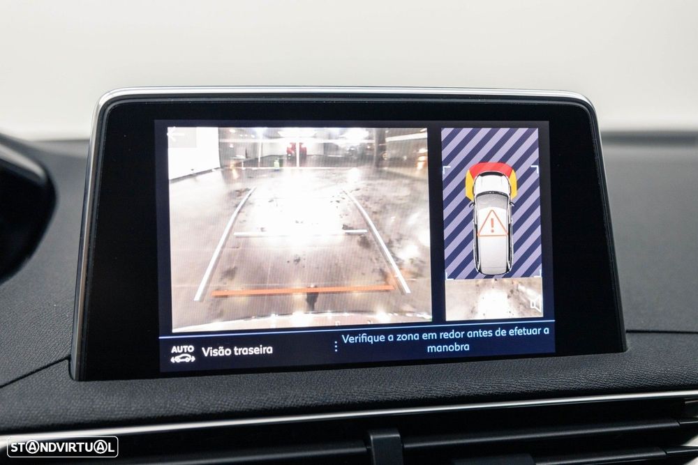 Peugeot 5008 1.5 BlueHDi Allure EAT8 - 37