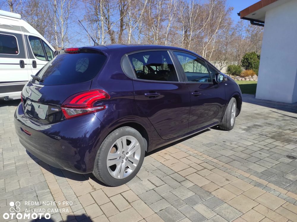 Peugeot 208 1.2 PureTech Active - 8