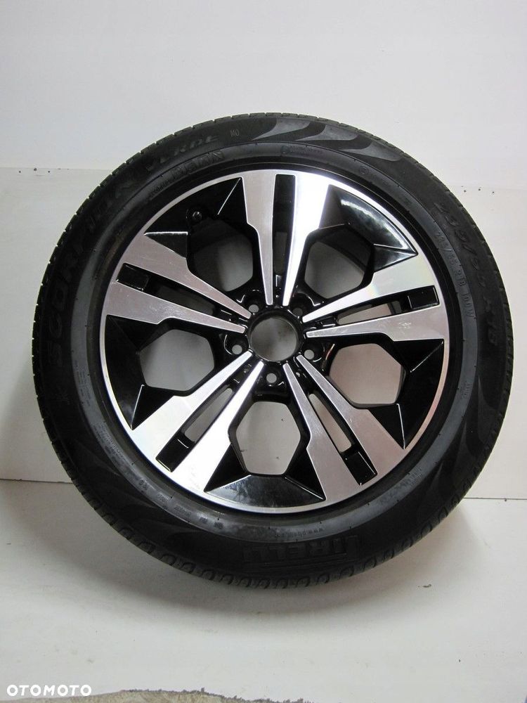 Koła Felgi Opony MERCEDES GLB A247 R18 5mm - 2