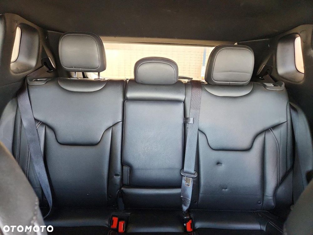Jeep Compass - 11