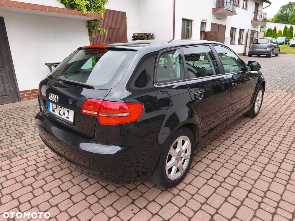 Audi A3 Sportback 1.6 Ambition - 10