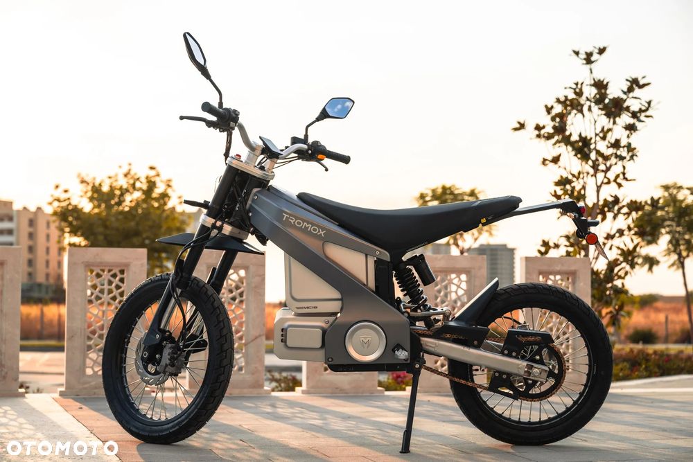 Tromox MC10 - 12