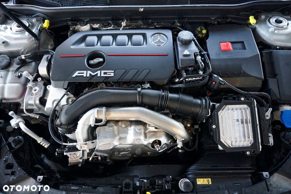 Mercedes-Benz Klasa A 35 AMG 4-Matic 8G-DCT - 27