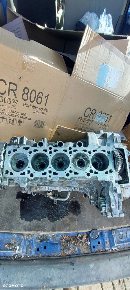 Blok silnika vw t5 2.5 tdi BNZ - 2