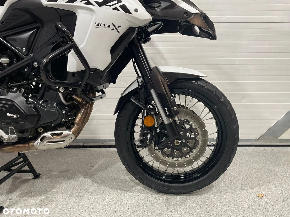 Benelli TRK 502 - 17
