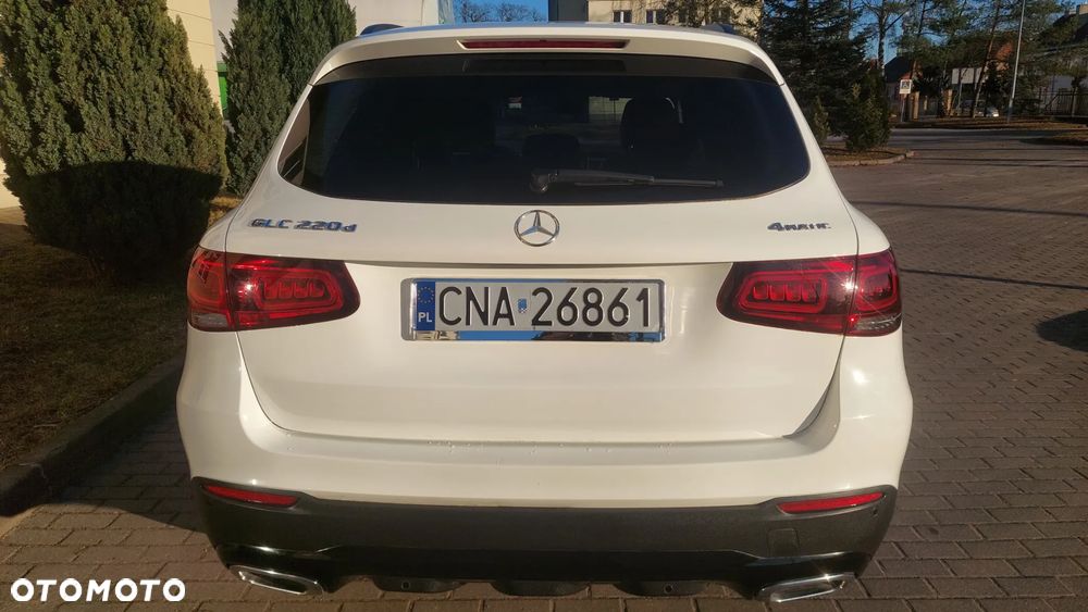Mercedes-Benz GLC 220 d 4-Matic - 4