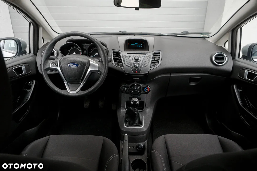 Ford Fiesta 1.25 Silver X - 31
