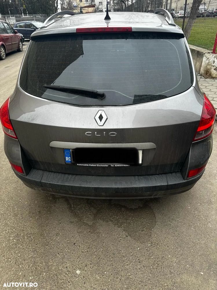 Renault Clio - 2