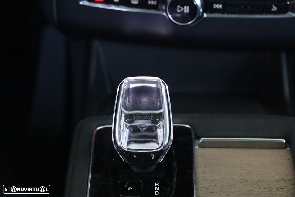 Volvo XC 90 2.0 T8 PHEV Plus Bright AWD - 25