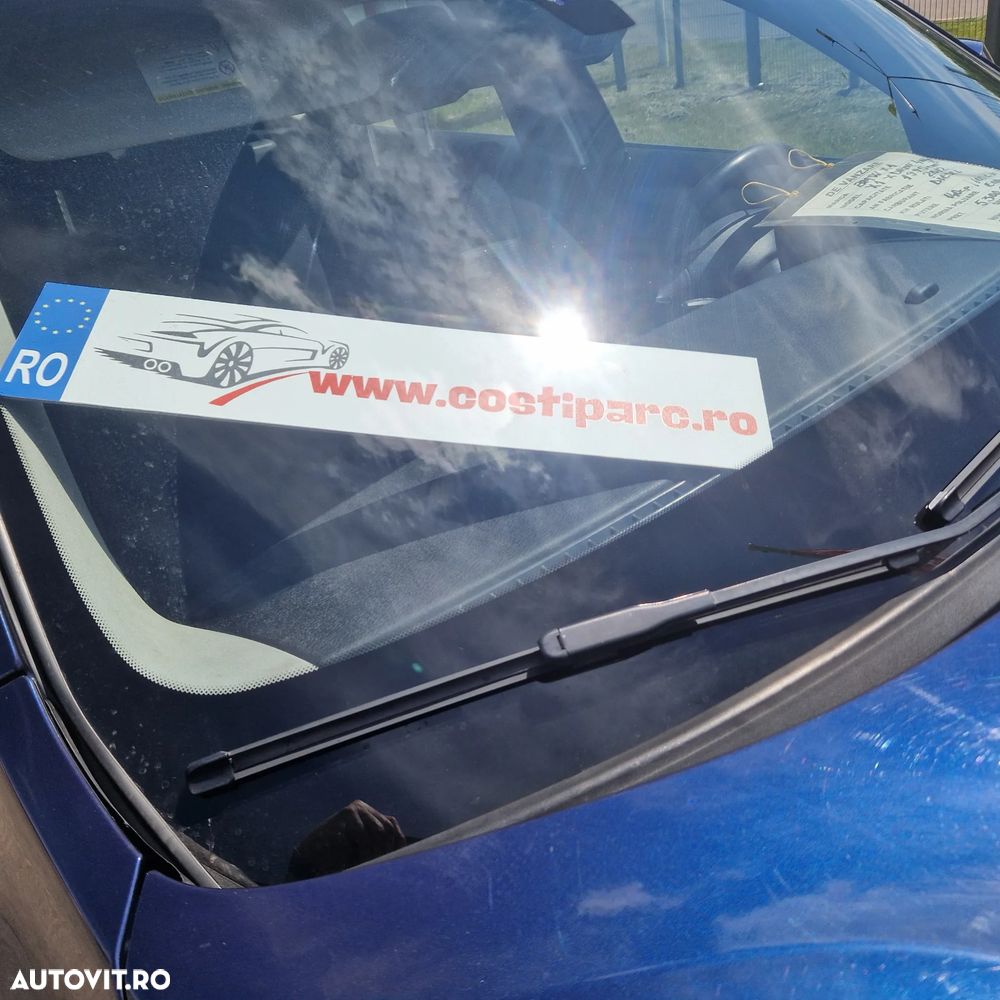 BMW X1 xDrive18d Sport Line - 3