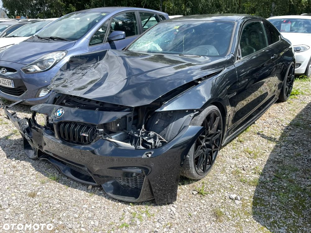 BMW M4 DKG - 5