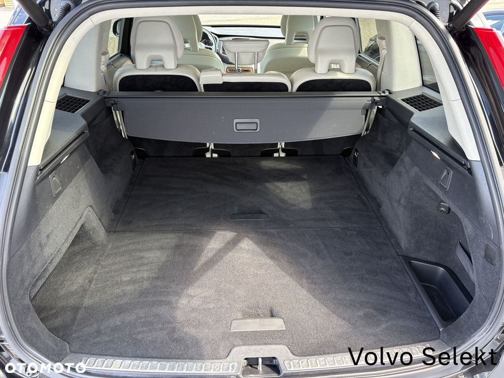 Volvo XC 90 - 27